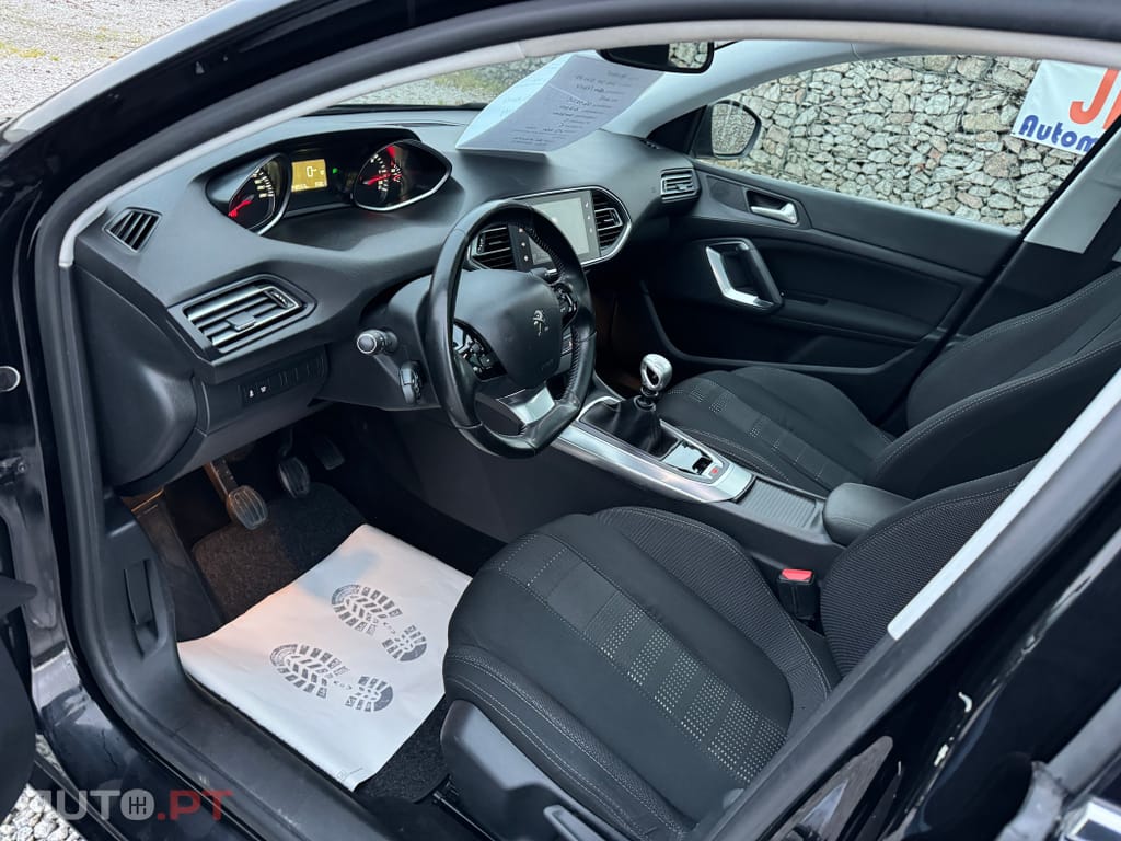 Peugeot 308 SW 1.6 BlueHDi Allure J17