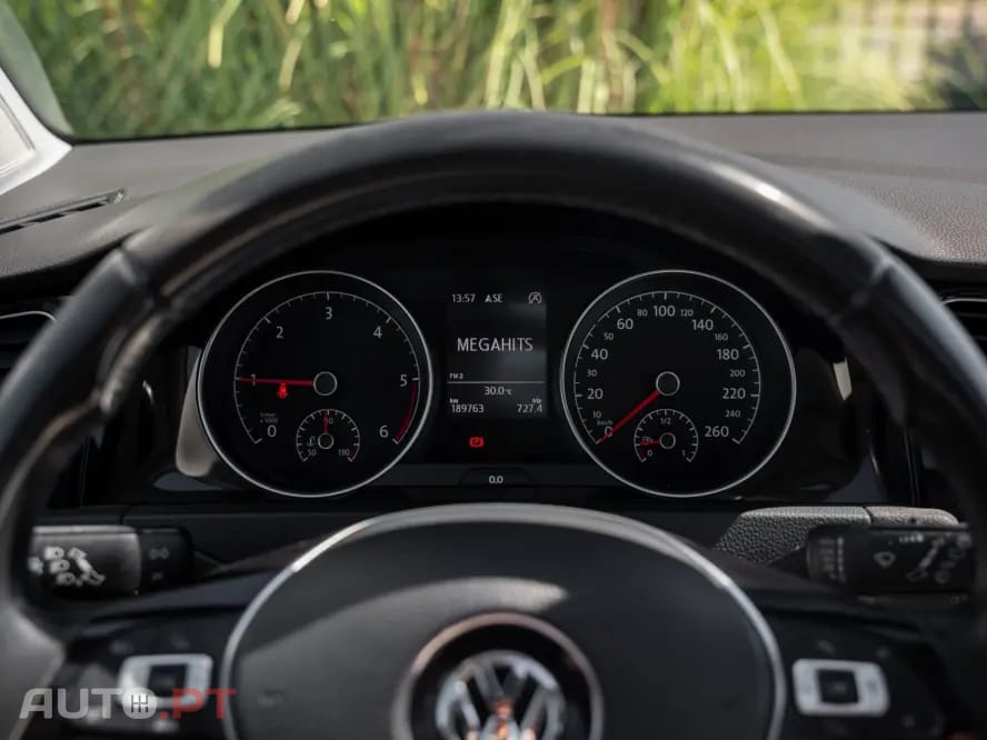Volkswagen Golf 1.6 TDi Highline