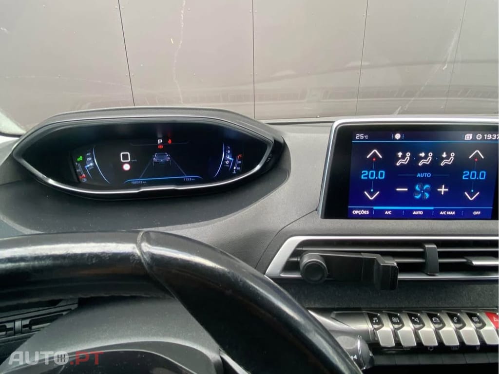 Peugeot 3008 Allure 1.6 Bluehdi