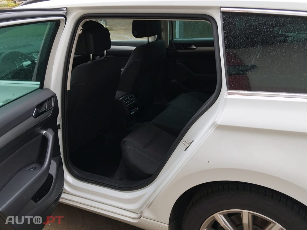 Volkswagen Passat Variant 2.0 TDI Confortline DSG