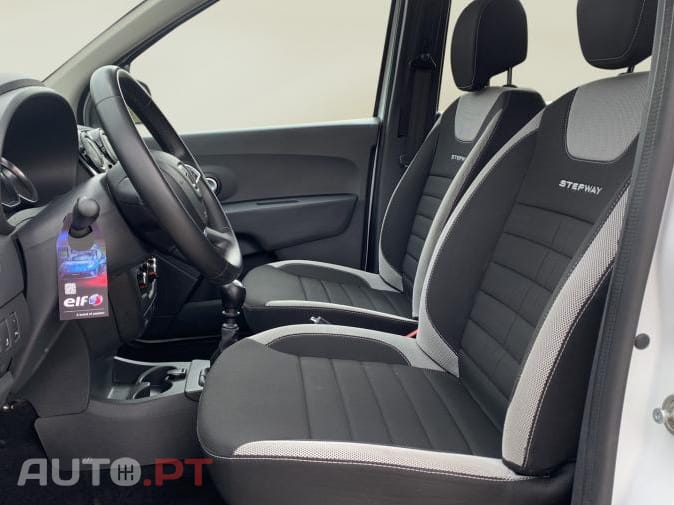 Dacia Lodgy 1.5 Blue dCi Stepway 7L