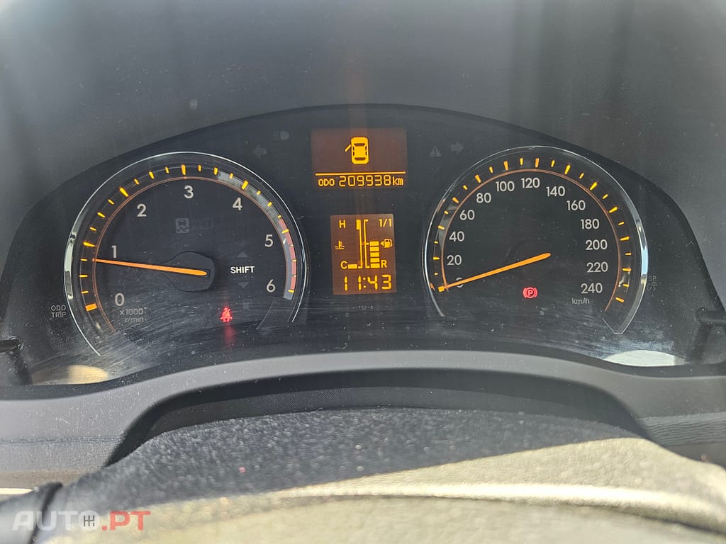 Toyota Avensis T27