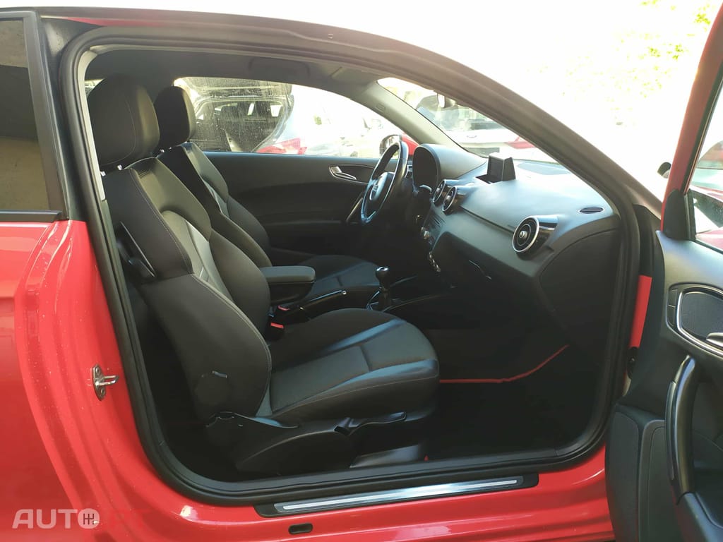 Audi A1 1.6 TDI 90 CV SPORT