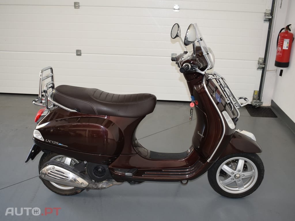 Piaggio Vespa LX 125 IE 4T 3V