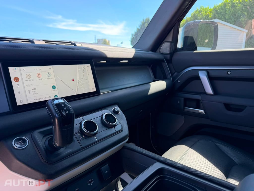Land Rover Defender LOOK SVR