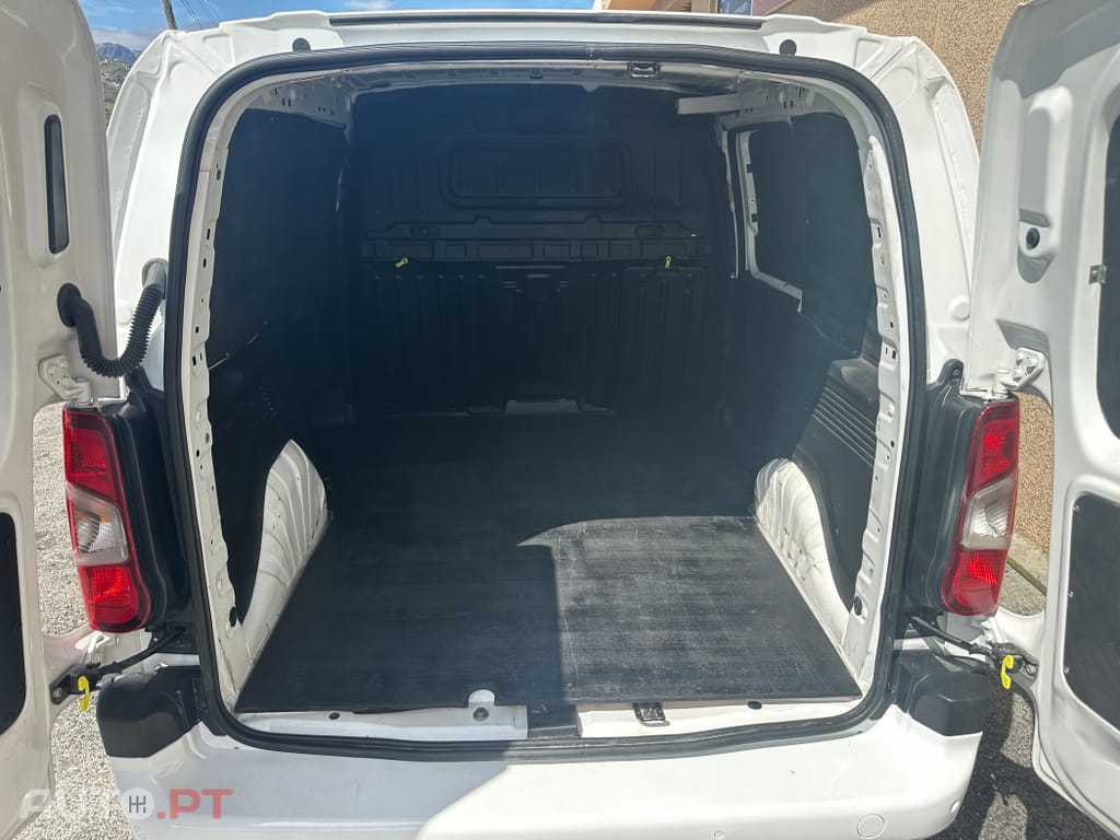 Peugeot Partner 1.5 BlueHDi Premium Standard