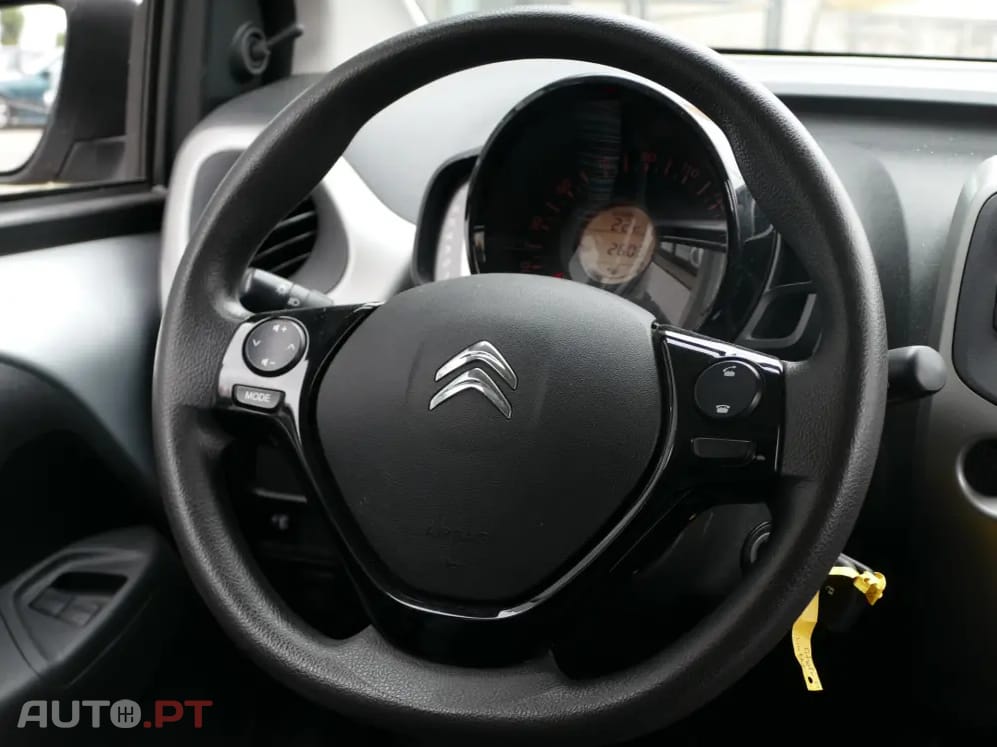 Citroen C1 1.0 VTi Shine