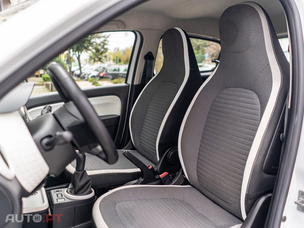 Renault Twingo 1.0 SCe Night&Day