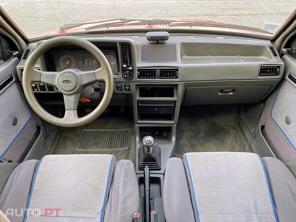 Ford Escort XR3i