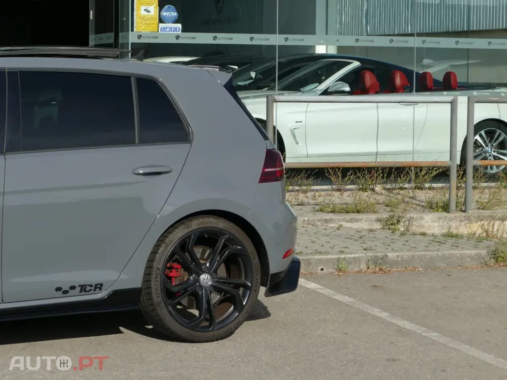 Volkswagen Golf 2.0 TSI GTi TCR DSG