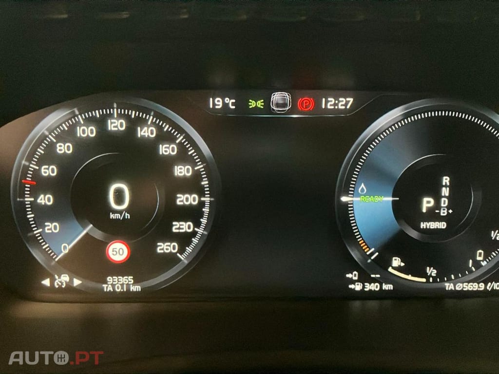 Volvo XC90 2.0 T8 PHEV R-Design AWD