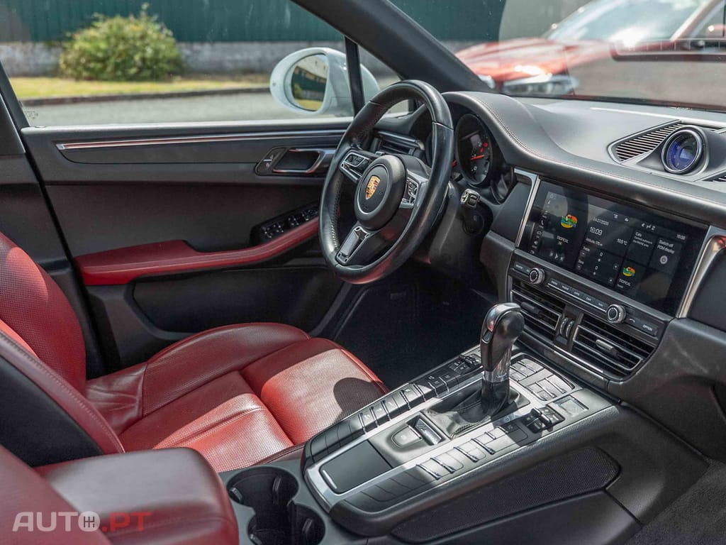 Porsche Macan PDK
