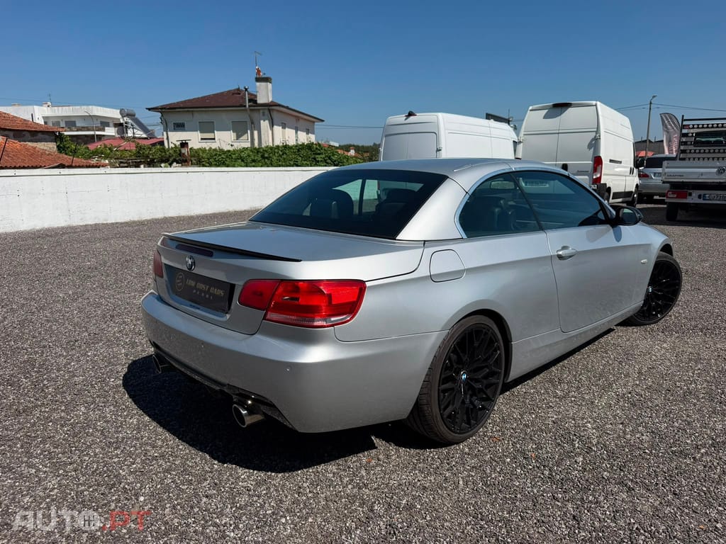 BMW 320 d Auto