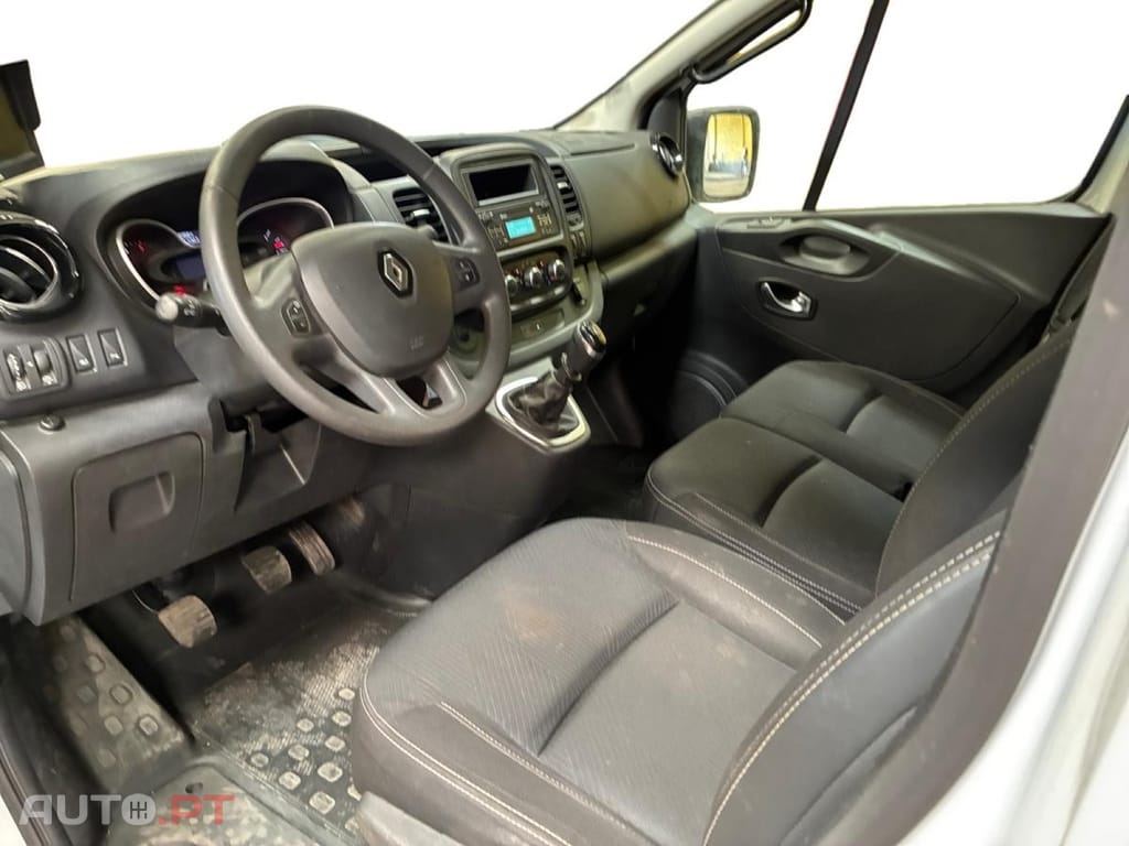 Renault Trafic 2.0 dCi L2H2 1.2T