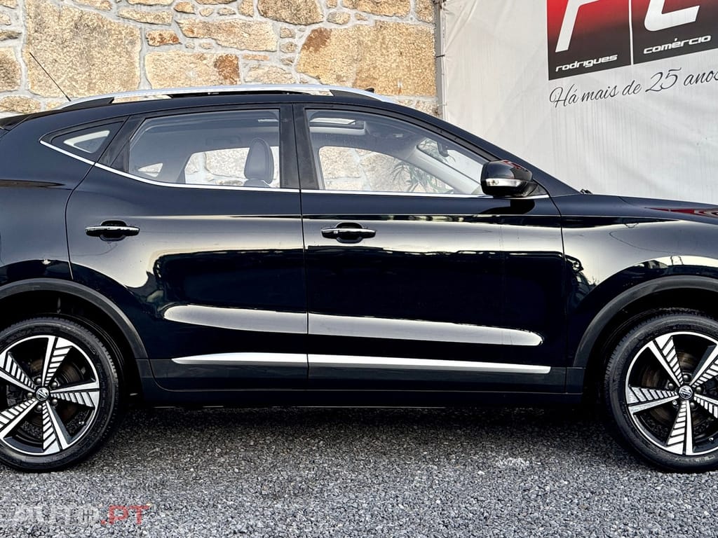 MG ZS EV 44.5 kWh Luxury  c/ IVA