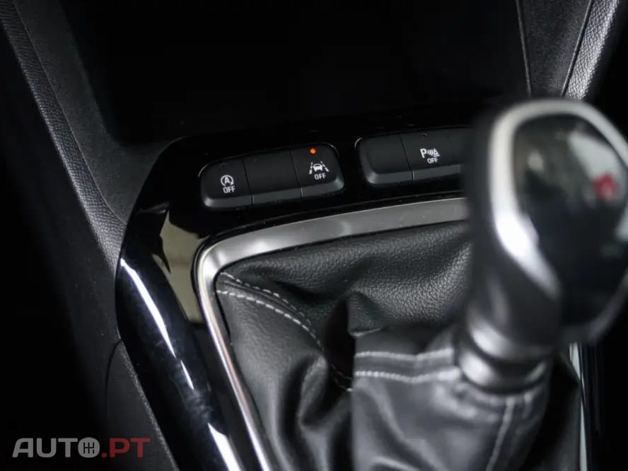 Opel Corsa 1.2 T Business Edition