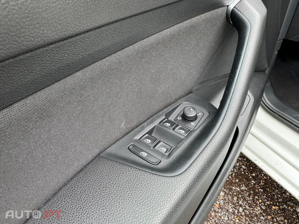 Volkswagen Passat 1.6 TDi Business DSG
