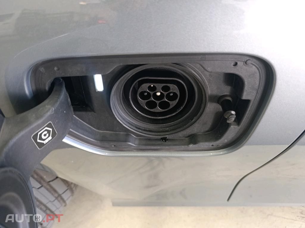 BMW 320 e Auto