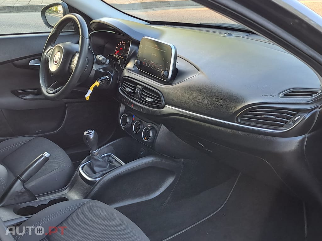 Fiat Tipo 1.3 M-JET Lounge
