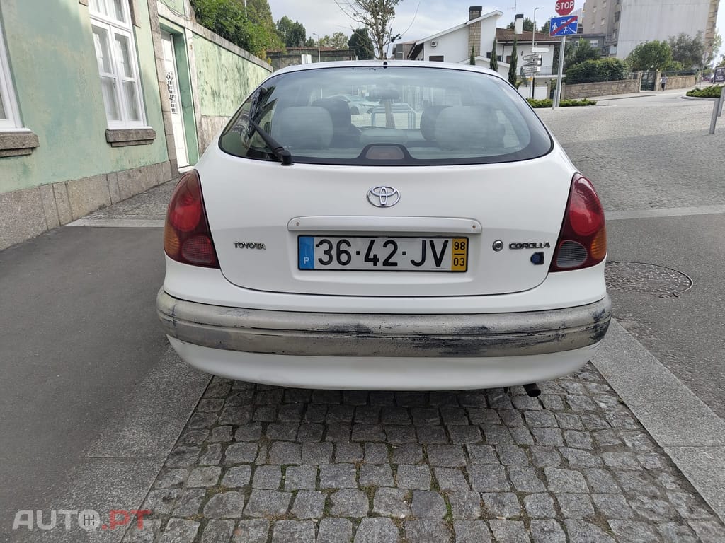 Toyota Corolla Liftback 1.3 Terra AC