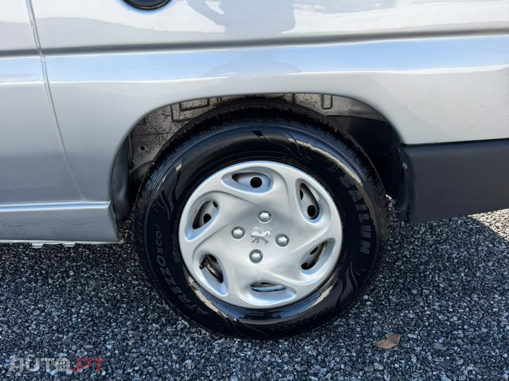 Peugeot Expert 220 C 1.9 D