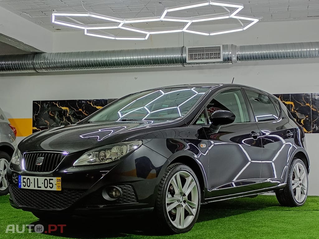 SEAT Ibiza 1.6 TDI Reference — fotografia 2
