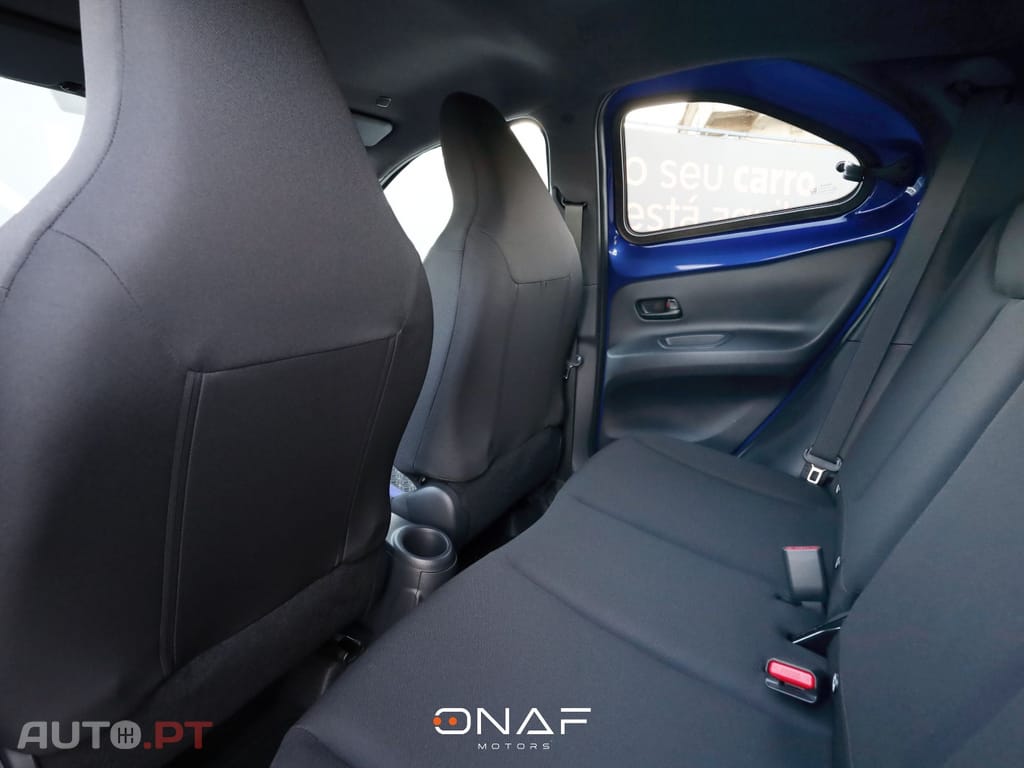 Toyota Aygo X 1.0 VVT-i Teamplayer