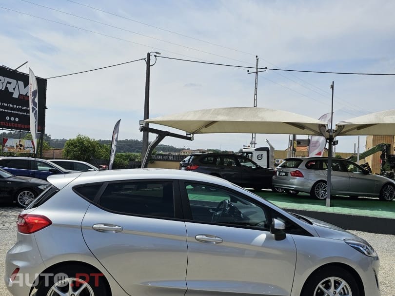 Ford Fiesta 1.1 Ti-VCT Business