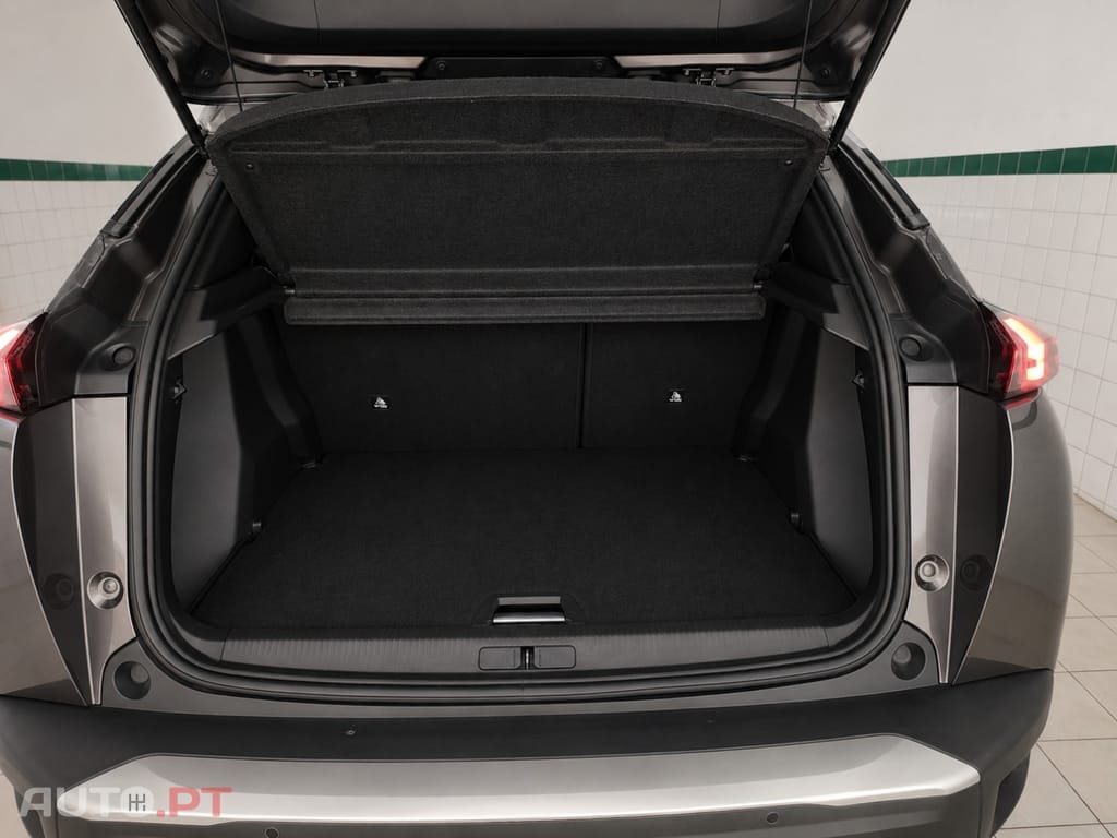 Peugeot 2008 1.2 PureTech Allure EAT8