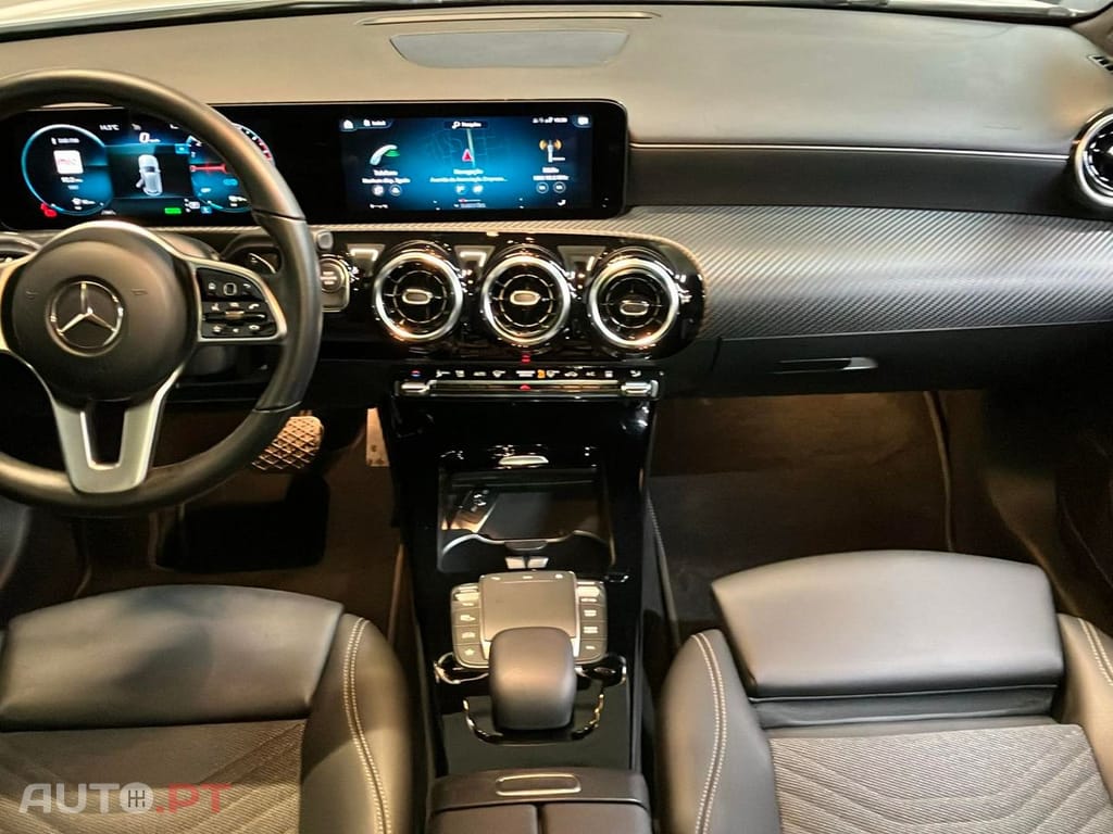 Mercedes-Benz A 250 STYLE PLUS