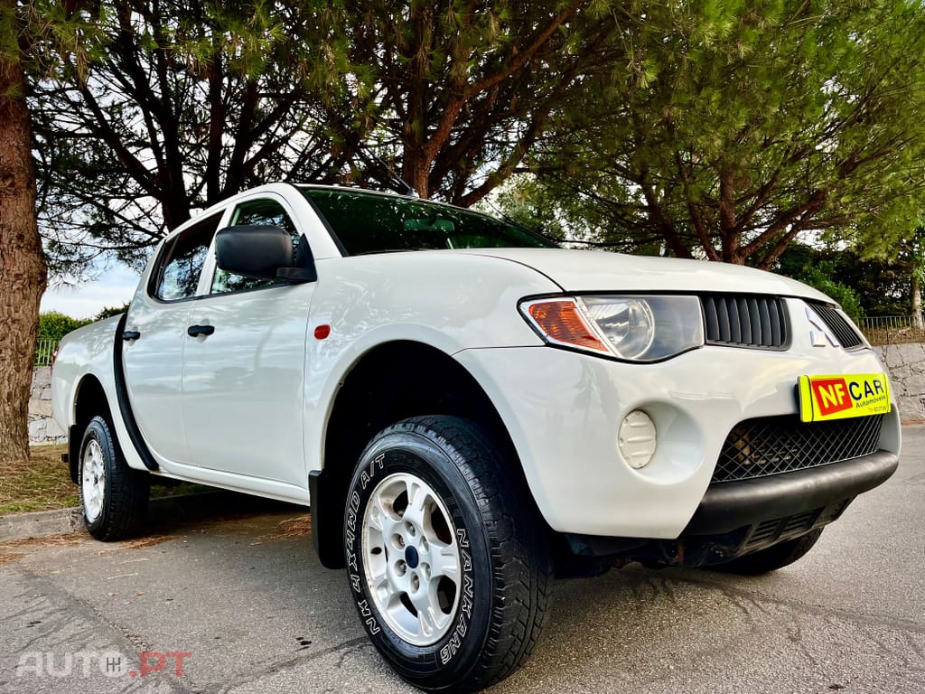 Mitsubishi L200 DI-D  4x4