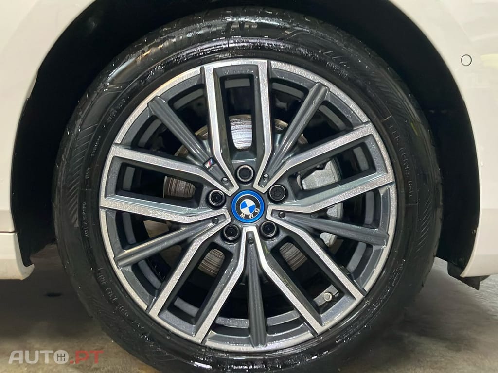 BMW 225 e xDrive Pack Desportivo M