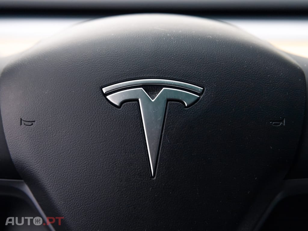 Tesla Model 3 Standard RWD Plus