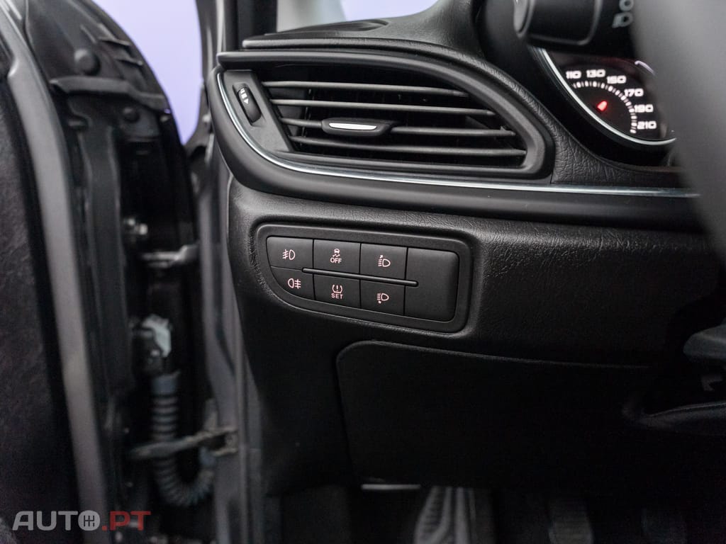 Fiat Tipo 1.3 M-Jet Lounge