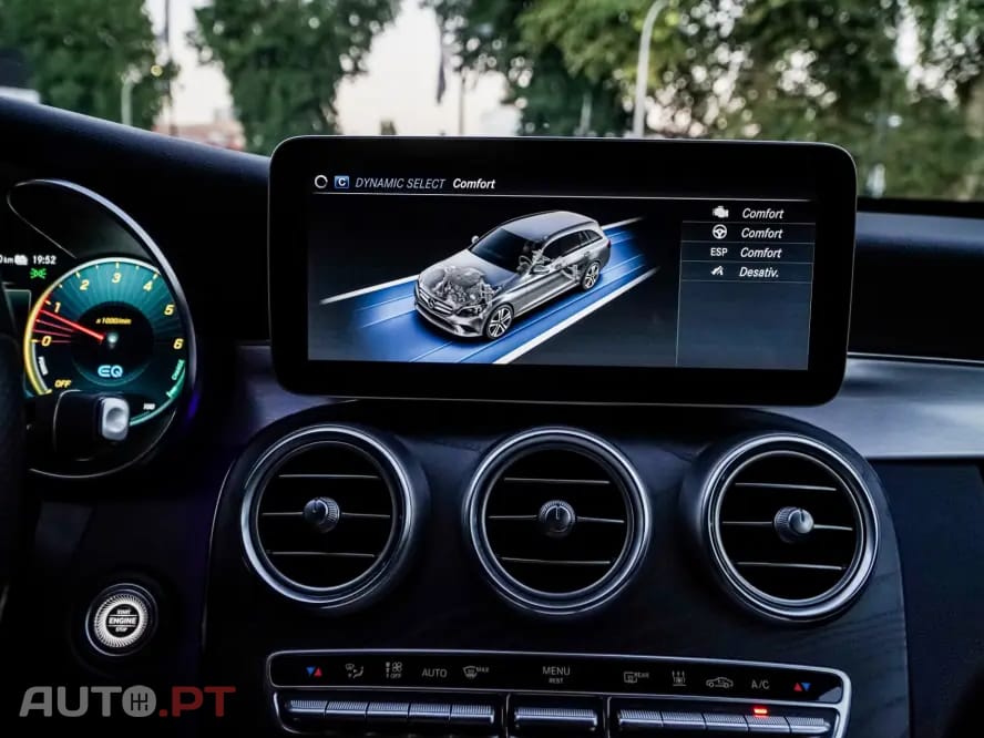 Mercedes-Benz C 300 Outro