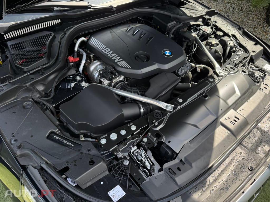 BMW 520 d Pack Desportivo M