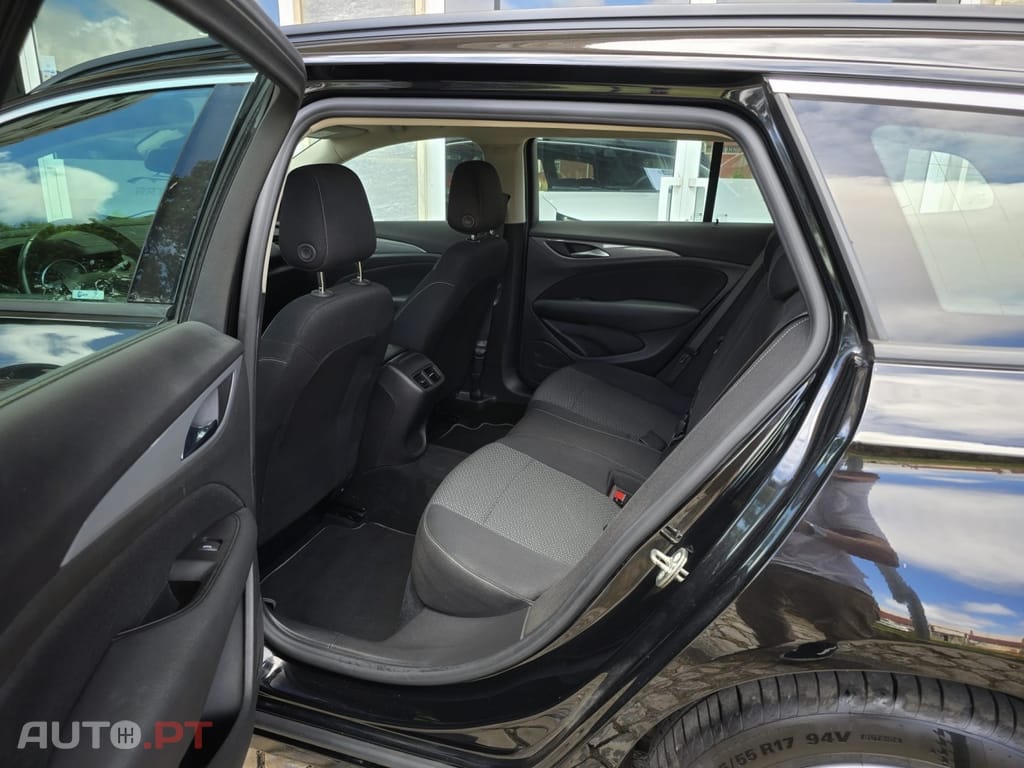 Opel Insignia 1.6 CDTi Business Edition