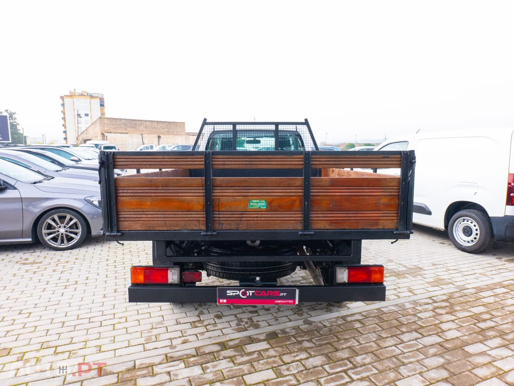 Toyota Hilux 2.4 D-4D 4WD CS CM