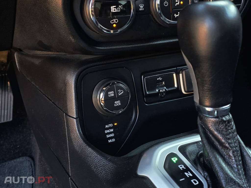 Jeep Renegade 2.0 MJD Trailhawk