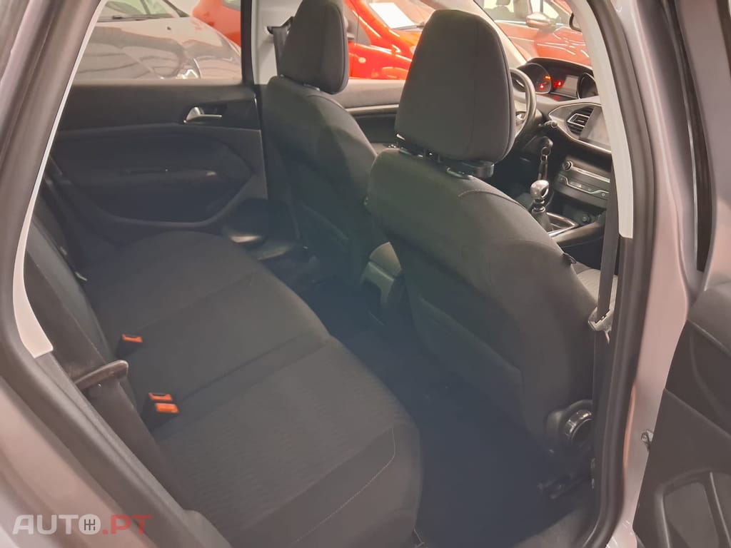 Peugeot 308 SW 1.6 HDi e-HDi Allure J17 CVM6