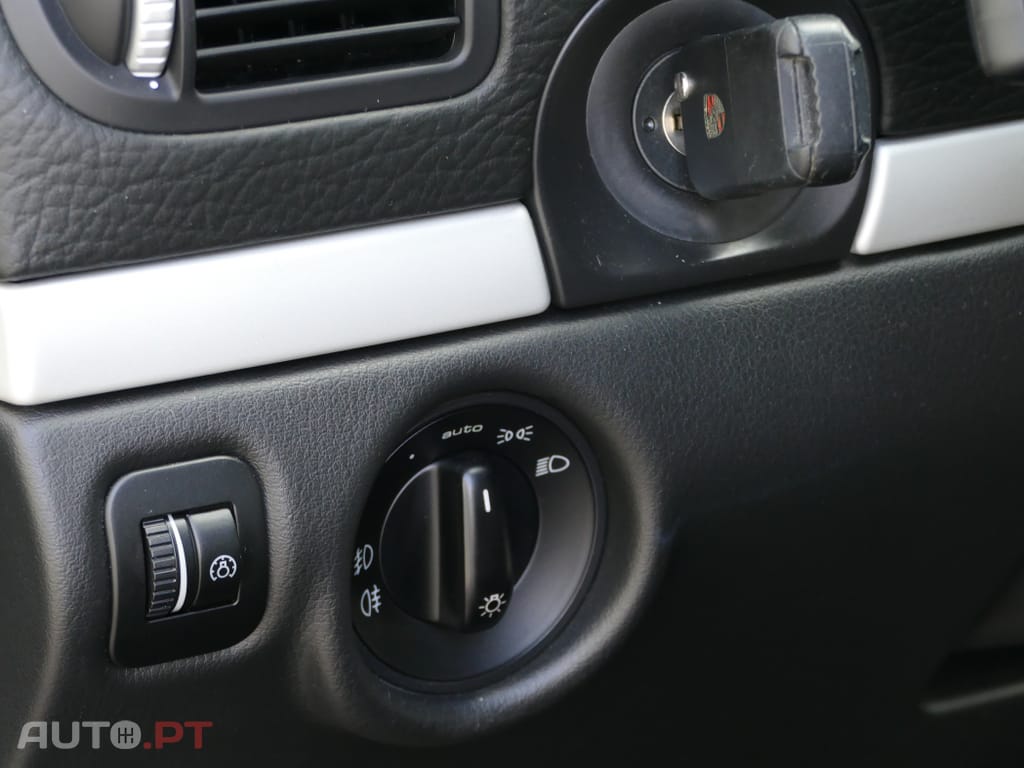 Porsche Cayenne Tiptronic