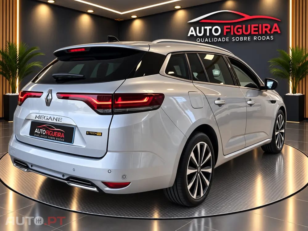 Renault Mégane Sport Tourer 1.6 E-Tech Plug-In Hybrid R.S. Line