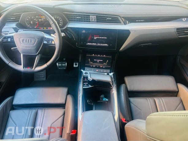 Audi Q8 E-Tron 55 S Line Quattro