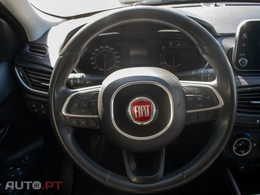 Fiat Tipo 1.3 M-Jet Lounge