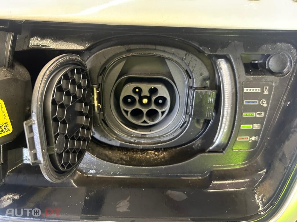 Land Rover Range Rover Sport 2.0 Si4 PHEV SE