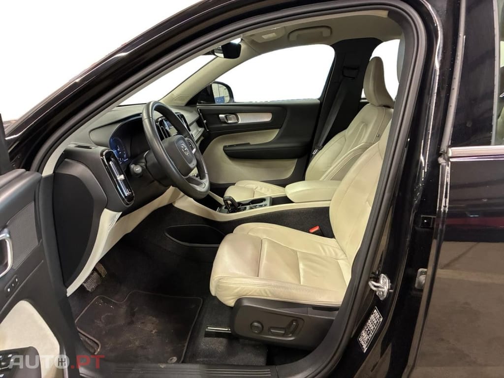 Volvo XC40 1.5 T4 PHEV Inscription