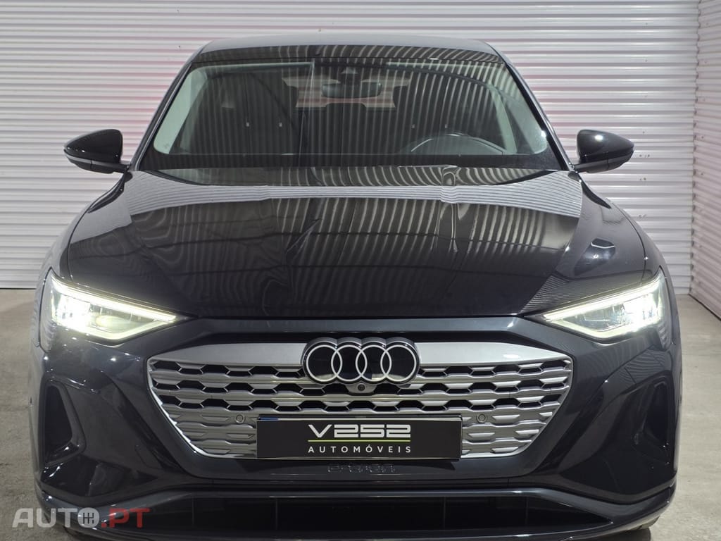 Audi Q8 E-Tron 55 quattro Advanced