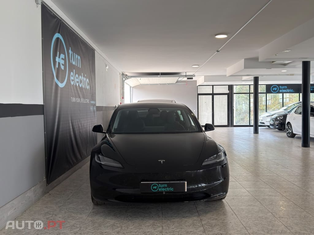Tesla Model 3 Tração Traseira Premium