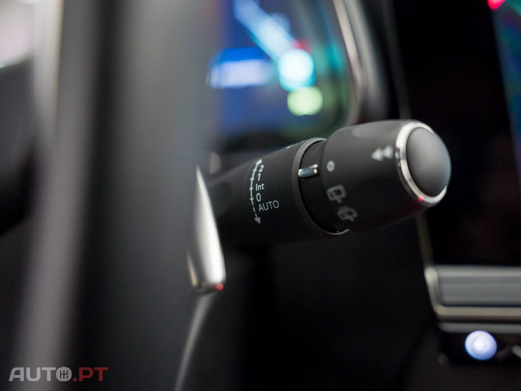 DS DS7 Crossback E-Tense Performance Line EAT8