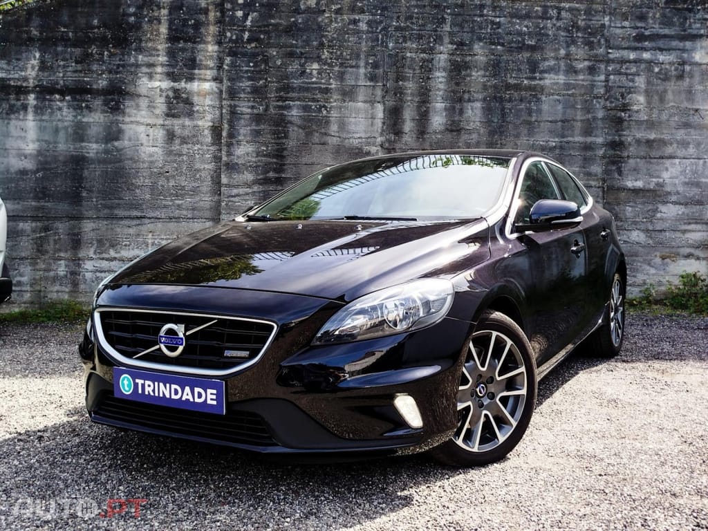 Volvo V40 2.0 D4 R-Design